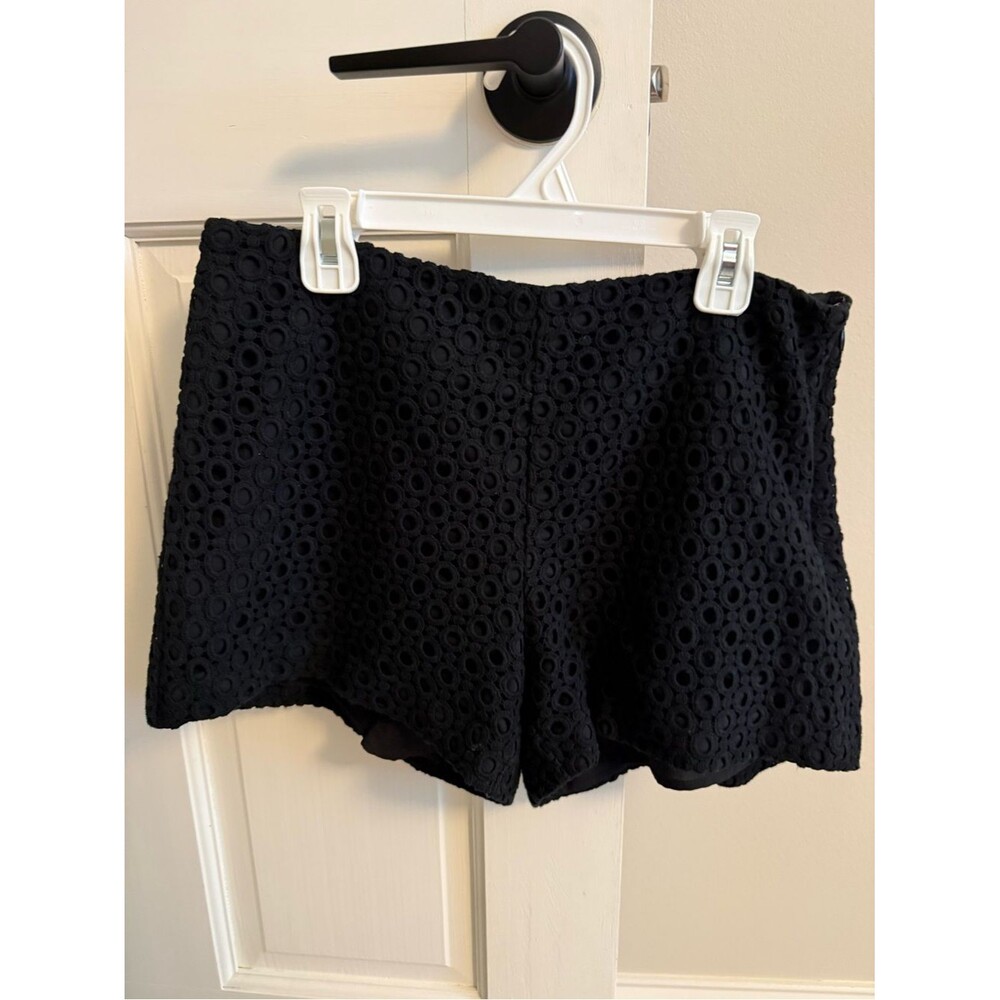 Banana Republic Black Eyelet Size 4 Women's Shorts